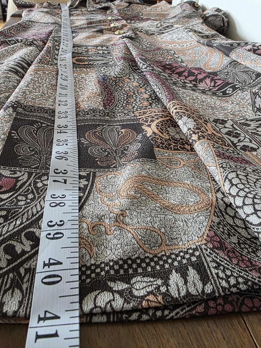 Long-Sleeve Patchwork Paisley Shirt Dress in Taupe and Mauve - Picture 12 of 14